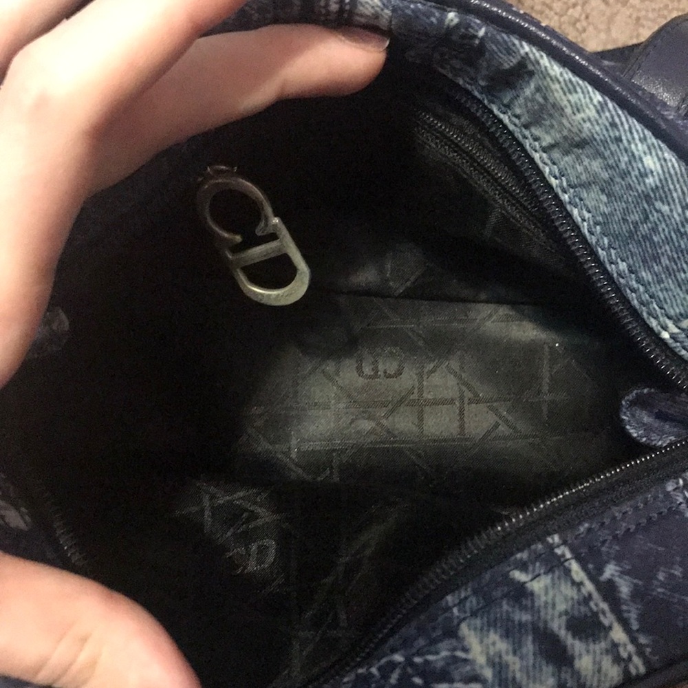 Small Purse - image 2